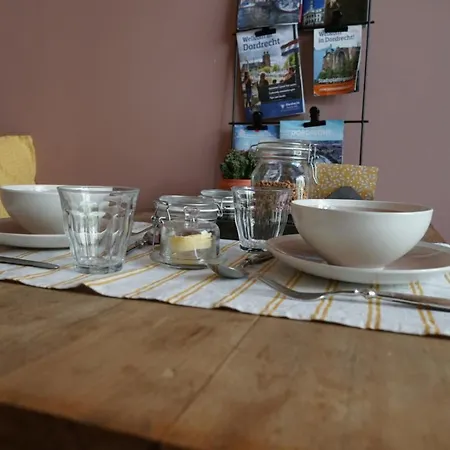 Bed & Breakfast B&B De Warmoes