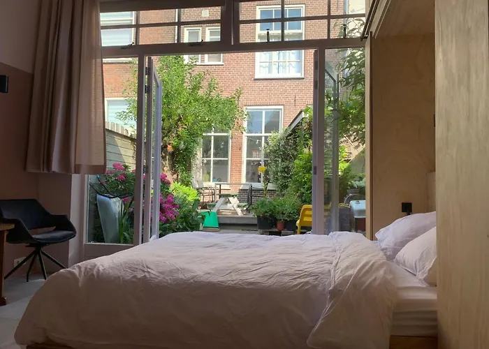 B&B De Warmoes Bed and breakfast Dordrecht