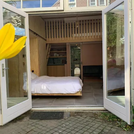 B&B De Warmoes Bed & Breakfast Dordrecht