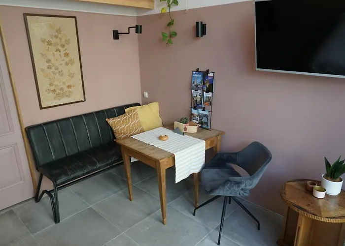 B&B De Warmoes Bed & Breakfast